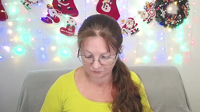 VanessaHotts online show from December 2024 04:15:02 PM