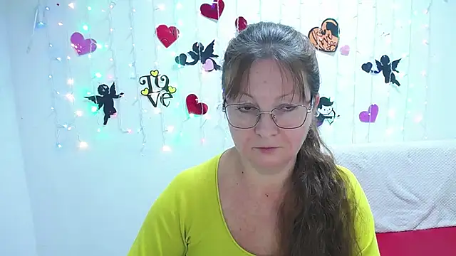 VanessaHotts online show from February 2025 09:07:01 AM