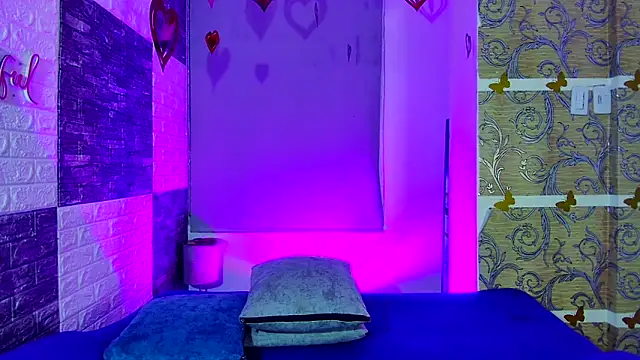 paula brausin online show from February 2025 02:29:01 AM