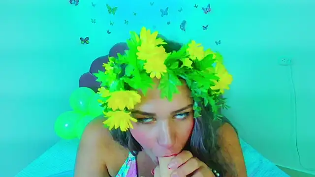 paula brausin online show from March 2025 11:32:01 PM