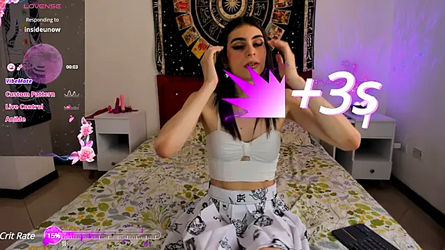 luna del rey  online show from December 2024 04:20:01 PM