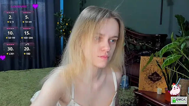 lady bellaa online show from December 2024 09:29:02 AM