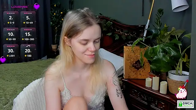 lady bellaa online show from December 2024 06:03:02 AM