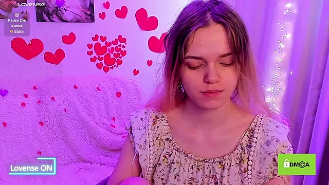 lady bellaa online show from February 2025 07:38:02 AM