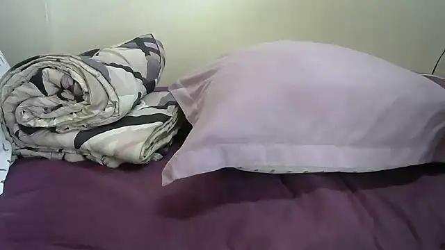 AddictiveAssCurves online show from October 2025 09:43:02 AM