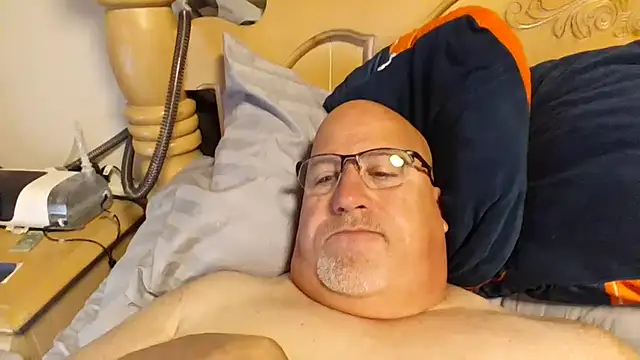 Bigbear0563 online show from May 2026 05:17:02 PM