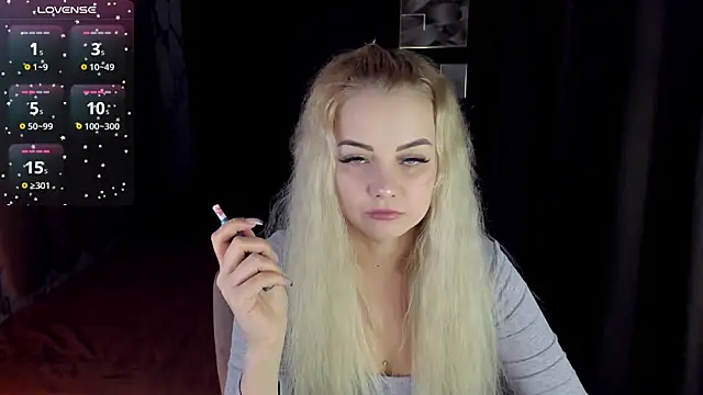 StephanieSweety online show from December 2025 05:19:02 PM