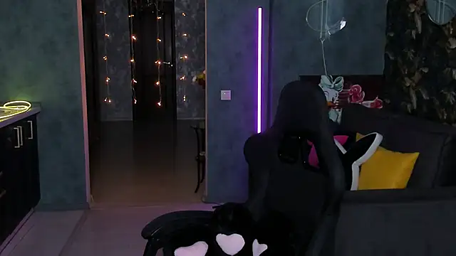 Blckmirrorr online show from February 2026 01:53:02 PM