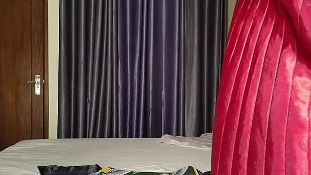 queen heather online show from October 2025 10:54:02 PM