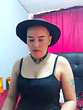 TamySweetness online show from December 2024 04:17:01 PM