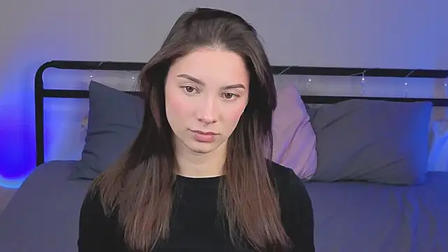 sinthiaroze online show from December 2025 07:54:01 PM