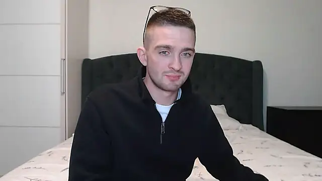 Snapshot of Marselle_Laker chatting on March 2025 08:25:01 PM Marselle Laker online show from March 2025 08:25:01 PM