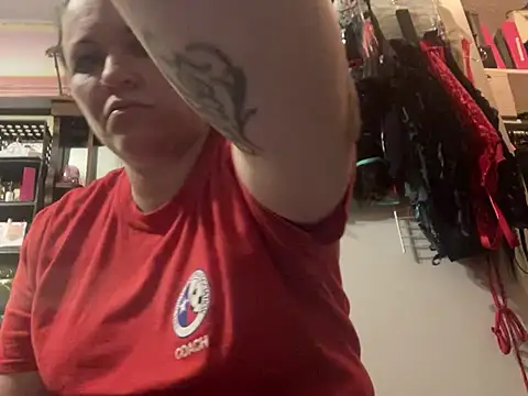 Snapshot of spunlikecottoncandy chatting on January 2025 02:04:01 AM spunlikecottoncandy online show from January 2025 02:04:01 AM