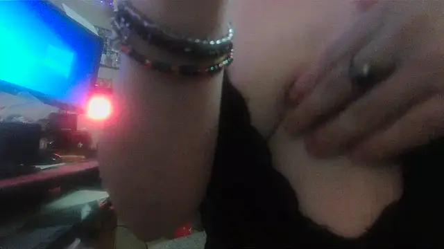 Snapshot of spunlikecottoncandy chatting on February 2025 05:14:01 PM spunlikecottoncandy online show from February 2025 05:14:01 PM