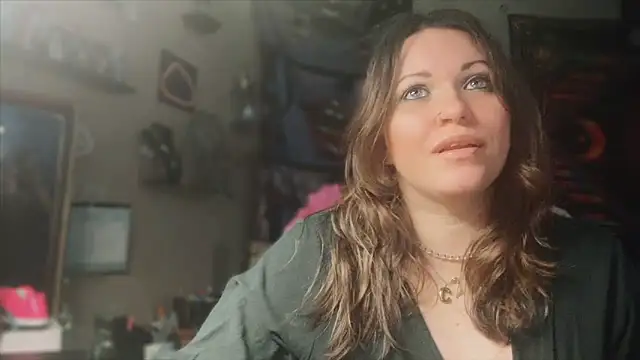 Snapshot of spunlikecottoncandy chatting on October 2025 03:41:01 PM spunlikecottoncandy online show from October 2025 03:41:01 PM