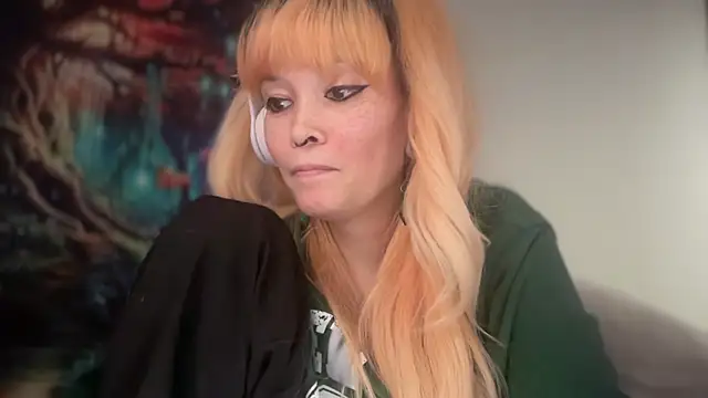 FRRANNKIE online show from March 2026 05:08:02 AM