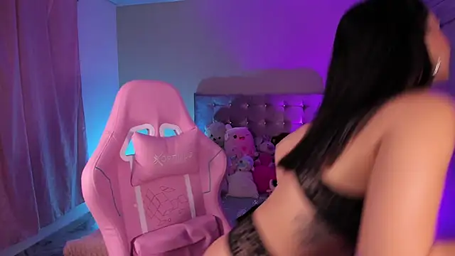 Snapshot of LucianaCarter chatting on February 2026 05:23:02 AM LucianaCarter online show from February 2026 05:23:02 AM