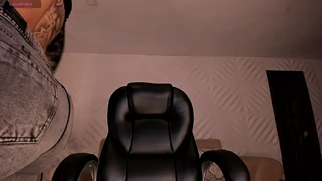 SophiePalmer online show from November 2025 11:09:01 AM