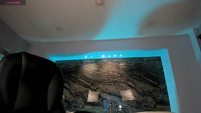 SophiePalmer online show from February 2026 10:42:01 AM