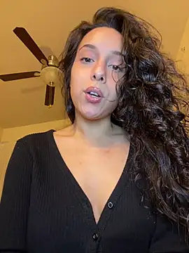 Snapshot of Natur4lBeautyb33 chatting on December 2024 05:40:01 AM Natur4lBeautyb33 online show from December 2024 05:40:01 AM