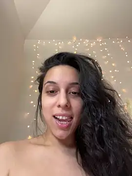 Snapshot of Natur4lBeautyb33 chatting on January 2025 09:42:02 PM Natur4lBeautyb33 online show from January 2025 09:42:02 PM