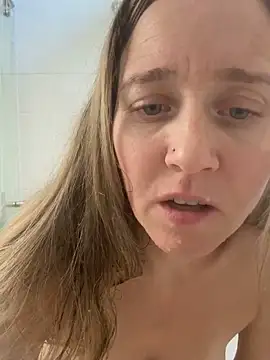 SkyelarSommer online show from November 2025 05:13:01 PM