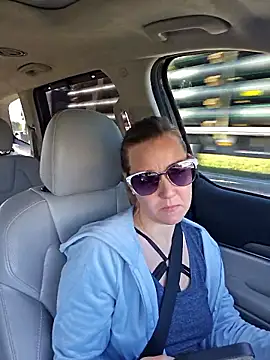 SkyelarSommer online show from January 2026 02:11:01 PM