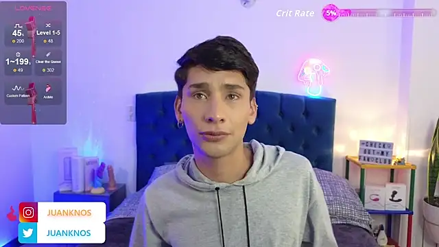 Snapshot of by_pandora chatting on October 2025 08:08:02 PM by pandora online show from October 2025 08:08:02 PM