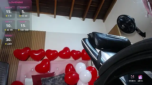 Snapshot of victoria__milf_ chatting on February 2025 07:54:02 PM victoria milf online show from February 2025 07:54:02 PM