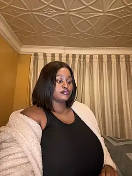 KnockoutBestie online show from April 2026 07:16:02 PM