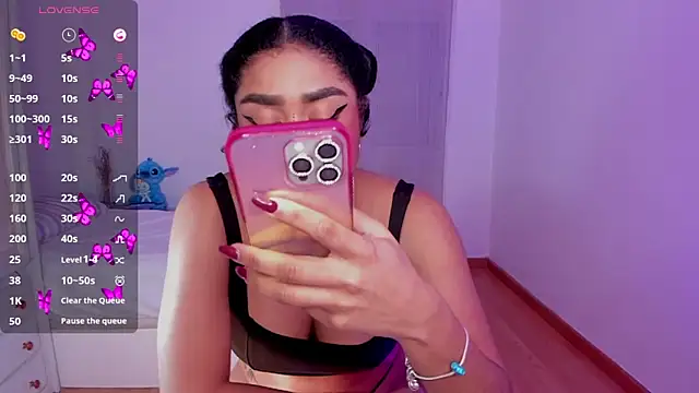 briana walker online show from March 2025 06:43:02 PM