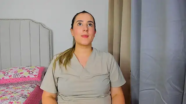 Hanna86 online show from April 2026 01:05:02 AM