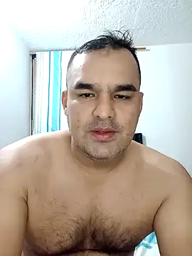 Snapshot of Angeelus2 chatting on December 2024 01:10:01 AM Angeelus2 online show from December 2024 01:10:01 AM
