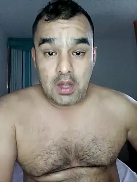 Snapshot of Angeelus2 chatting on February 2025 09:05:02 PM Angeelus2 online show from February 2025 09:05:02 PM