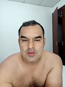 Angeelus2 online show from September 2025 04:01:02 PM