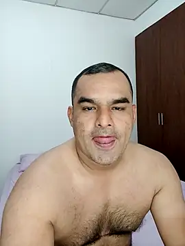 Angeelus2 online show from October 2025 05:02:02 PM