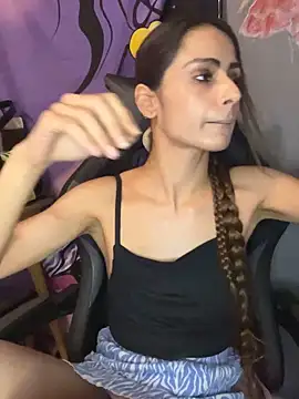 Snapshot of LaPetitechienne1 chatting on December 2024 08:48:01 PM LaPetitechienne1 online show from December 2024 08:48:01 PM