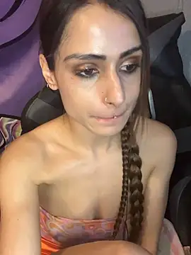 Snapshot of LaPetitechienne1 chatting on January 2025 02:41:01 AM LaPetitechienne1 online show from January 2025 02:41:01 AM