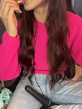 Snapshot of LaPetitechienne1 chatting on January 2025 02:07:02 PM LaPetitechienne1 online show from January 2025 02:07:02 PM