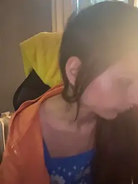 Snapshot of LaPetitechienne1 chatting on January 2025 02:15:02 PM LaPetitechienne1 online show from January 2025 02:15:02 PM