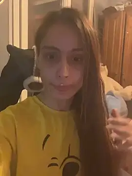 Snapshot of LaPetitechienne1 chatting on January 2025 03:52:01 PM LaPetitechienne1 online show from January 2025 03:52:01 PM