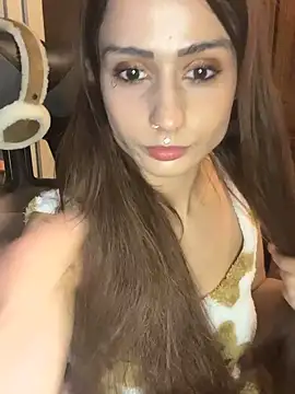 Snapshot of LaPetitechienne1 chatting on January 2025 06:57:01 PM LaPetitechienne1 online show from January 2025 06:57:01 PM