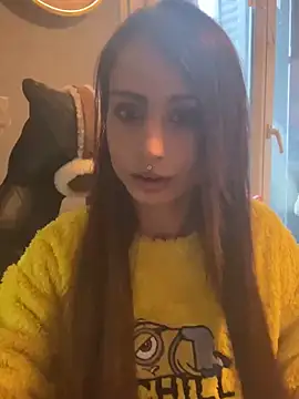 Snapshot of LaPetitechienne1 chatting on January 2025 08:11:02 AM LaPetitechienne1 online show from January 2025 08:11:02 AM