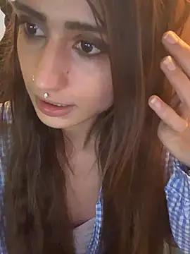 Snapshot of LaPetitechienne1 chatting on January 2025 04:06:01 PM LaPetitechienne1 online show from January 2025 04:06:01 PM