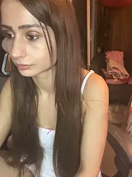 Snapshot of LaPetitechienne1 chatting on February 2025 04:14:02 PM LaPetitechienne1 online show from February 2025 04:14:02 PM