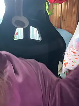 Snapshot of LaPetitechienne1 chatting on February 2025 01:59:01 PM LaPetitechienne1 online show from February 2025 01:59:01 PM