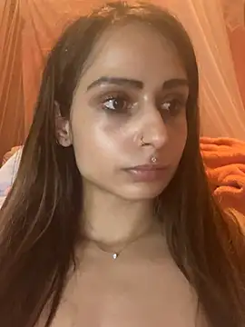 Snapshot of LaPetitechienne1 chatting on March 2025 11:18:02 PM LaPetitechienne1 online show from March 2025 11:18:02 PM