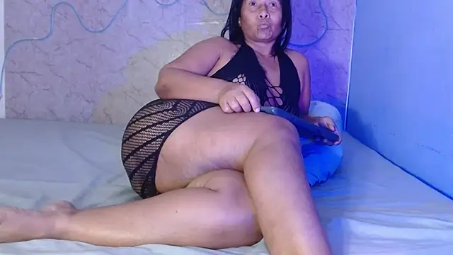 Snapshot of hannapasion chatting on November 2025 02:25:01 AM hannapasion online show from November 2025 02:25:01 AM