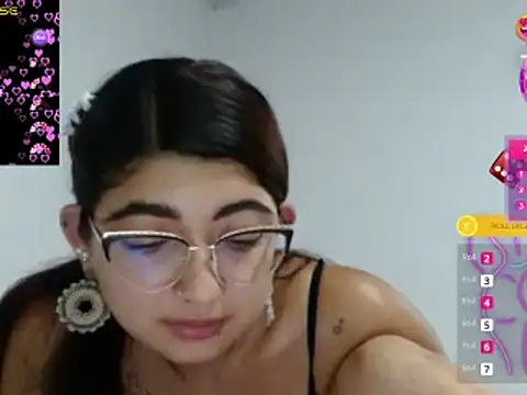 Snapshot of esteni chatting on December 2024 05:42:01 AM esteni online show from December 2024 05:42:01 AM