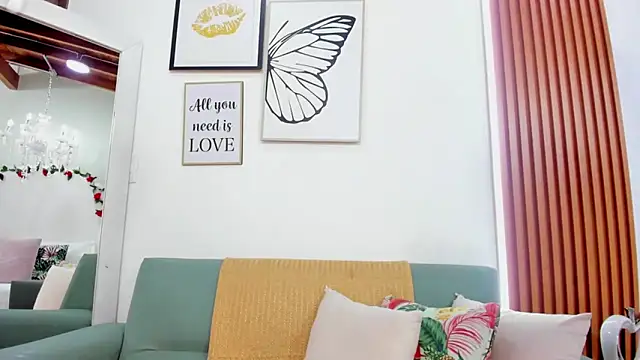 Madiison Cooper online show from September 2025 02:30:02 PM